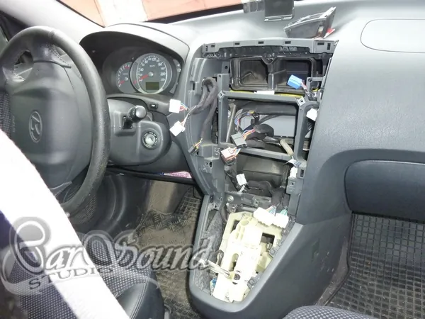 Размеры штатной магнитолы hyundai tucson