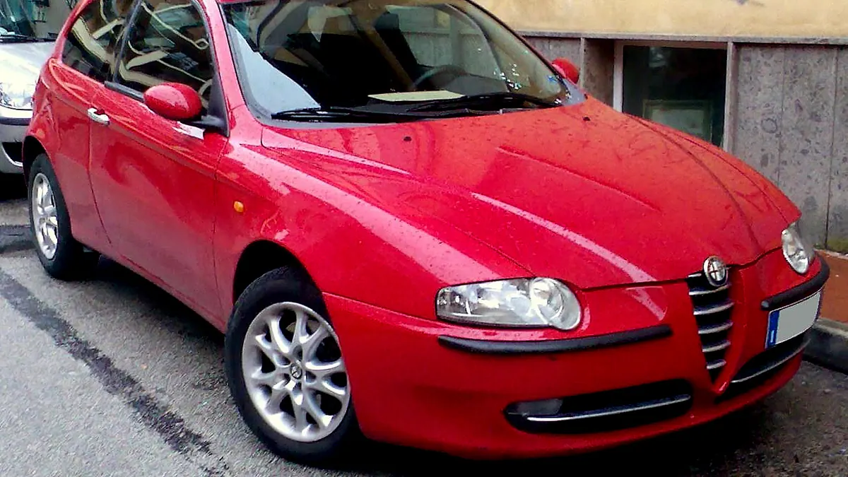 Alfa Romeo 147: диагностика стуков подвески